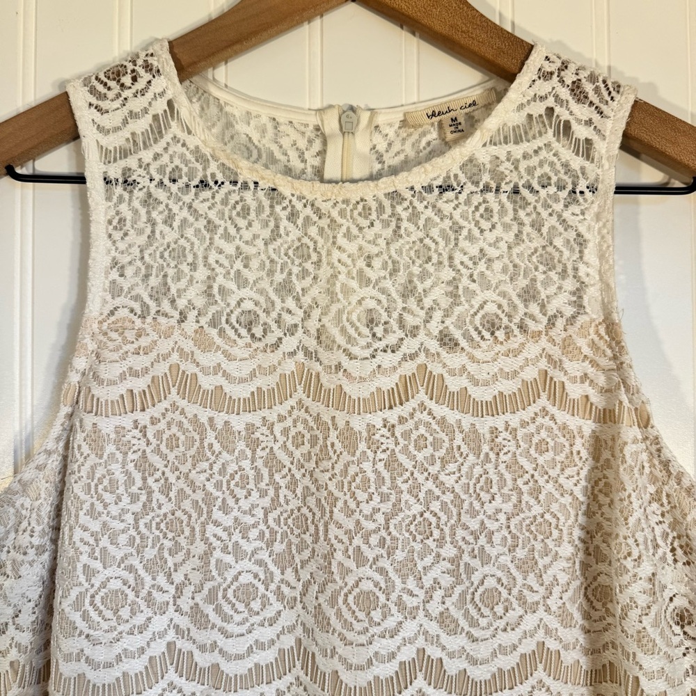 Bleuh Ciel Women’s Elegant Cream Lace Sleeveless Dress with Nude Lining Medium - Picture 2 of 11